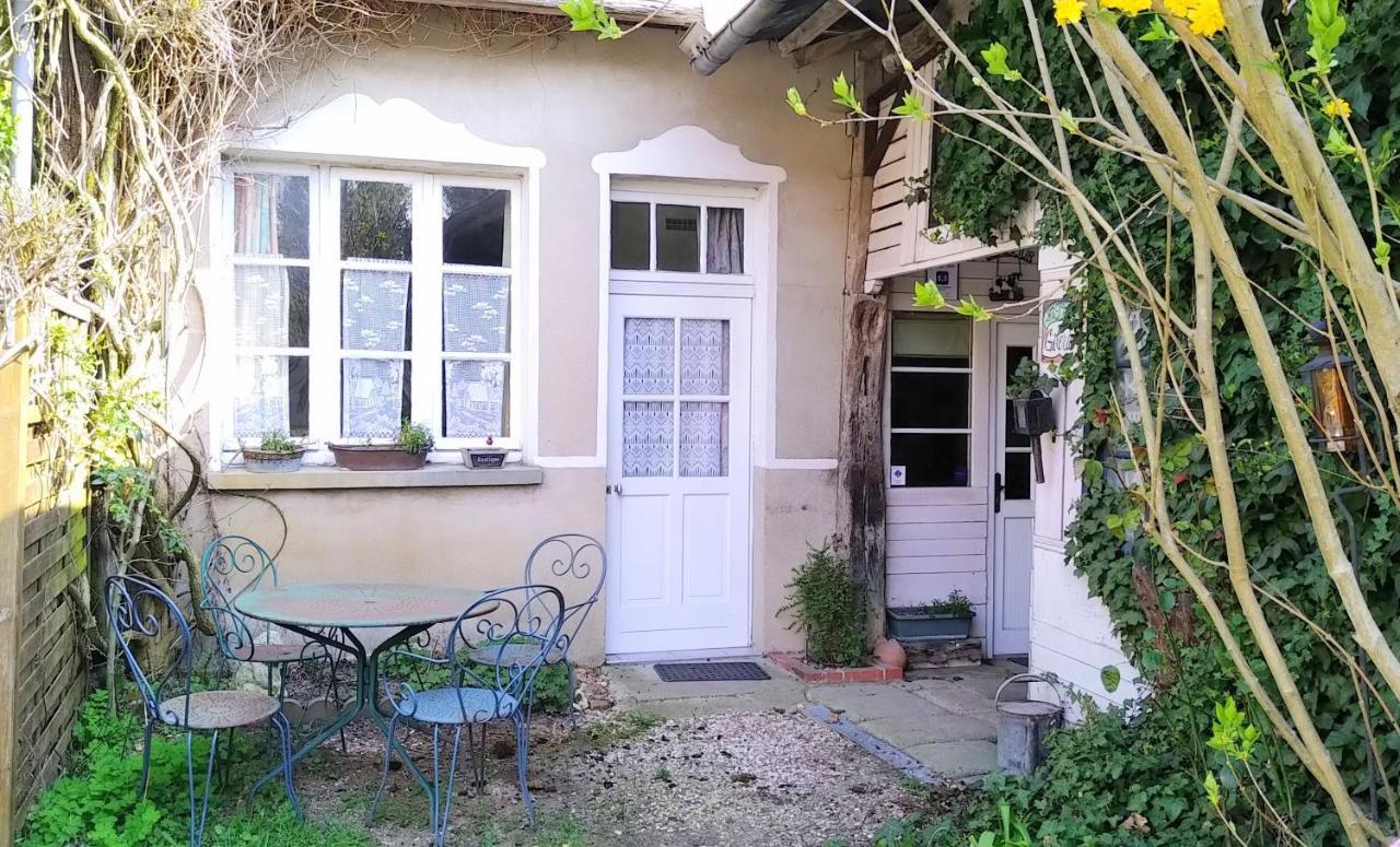 Bed and Breakfast Ferme De L'Art Rural Et Populaire Maillot Zewnętrze zdjęcie
